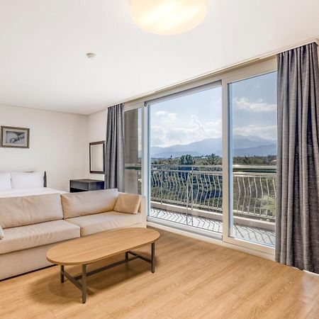 סוקצ'ו Kensington Resort Seorak Beach מראה חיצוני תמונה
