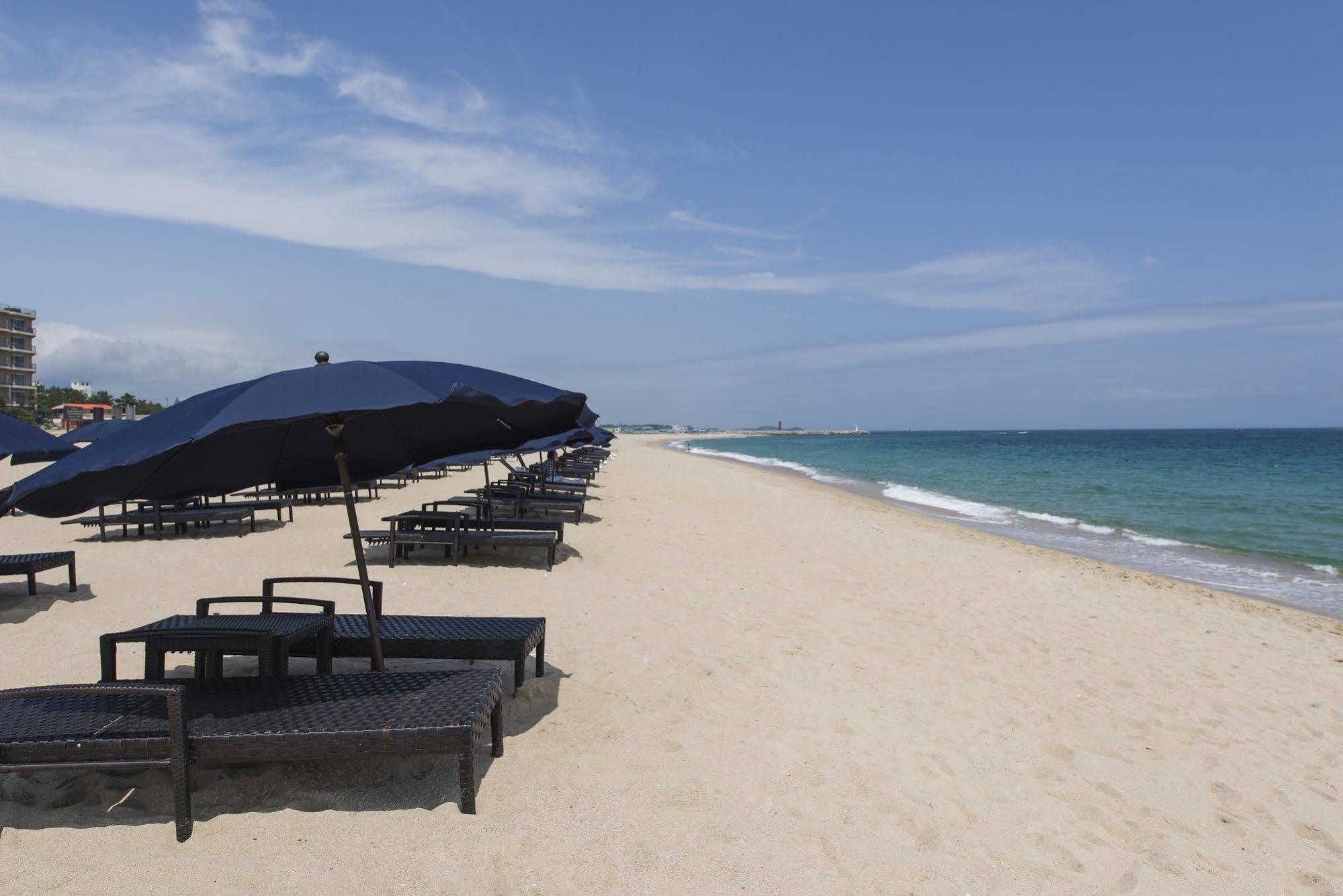 סוקצ'ו Kensington Resort Seorak Beach מראה חיצוני תמונה
