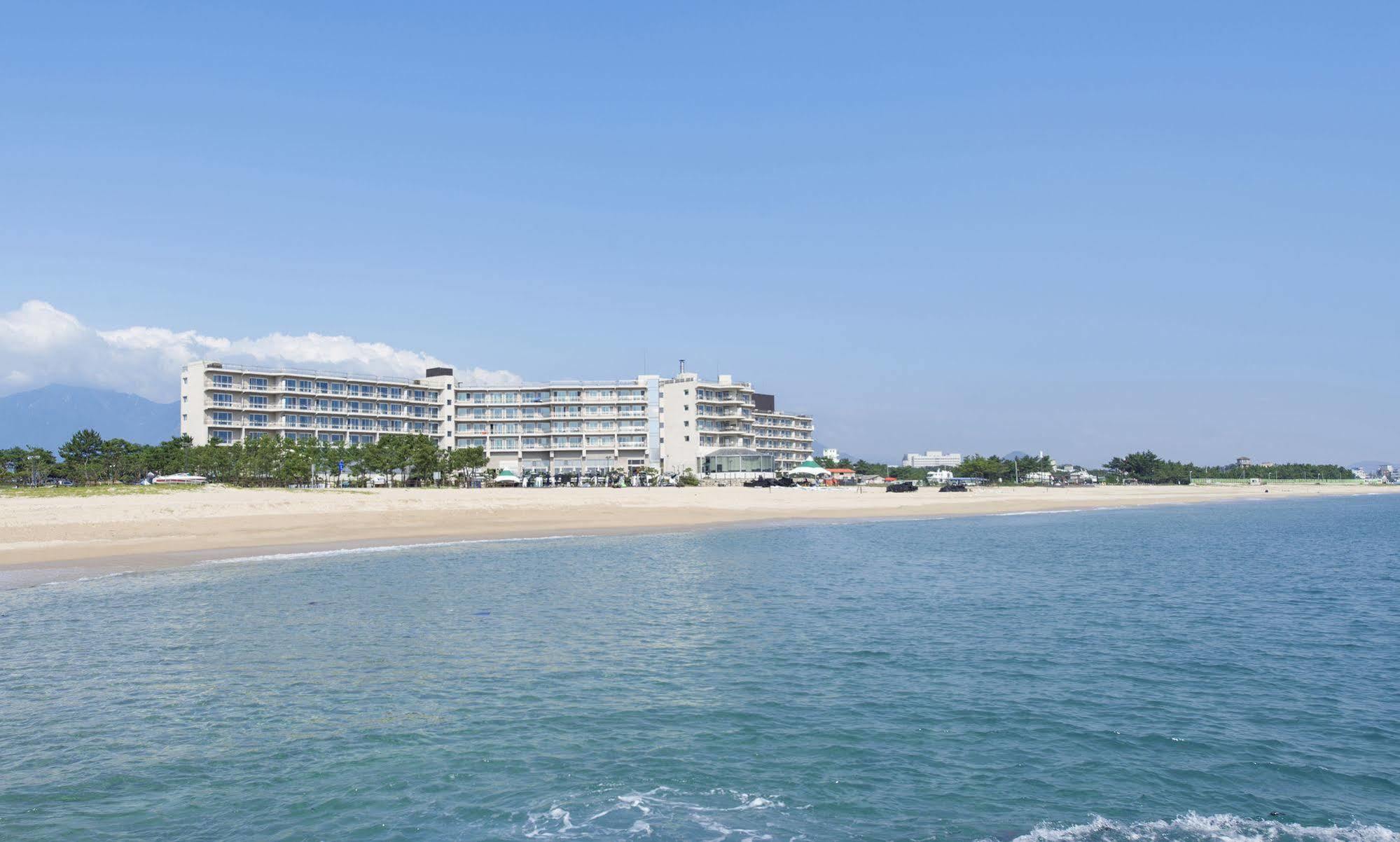 סוקצ'ו Kensington Resort Seorak Beach מראה חיצוני תמונה